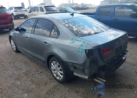 2015 Volkswagen Jetta 1.8T Se из США, поврежденный, VIN 3VWD17AJ0FM256995